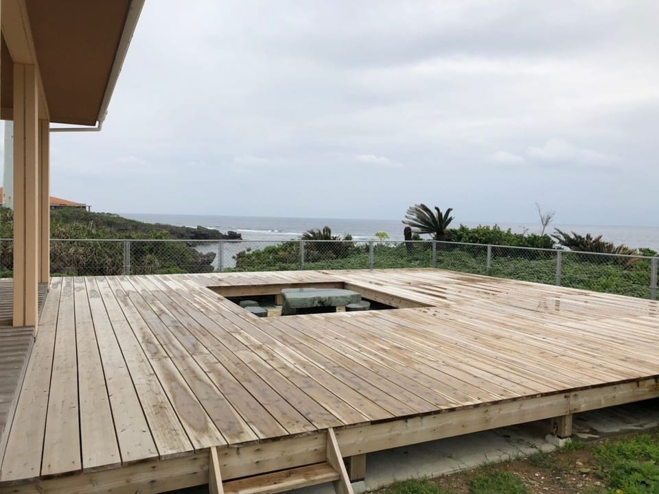 Sundeck