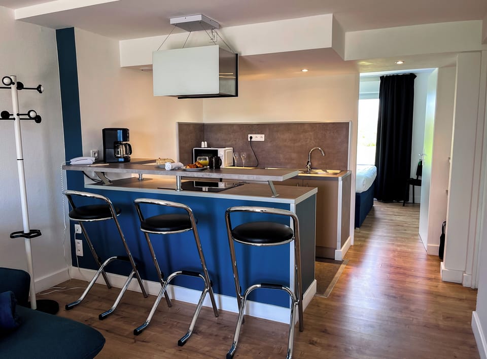 Standard Apartment, Multiple Beds, Non Smoking, Kitchen | Private kitchen | Espresso maker