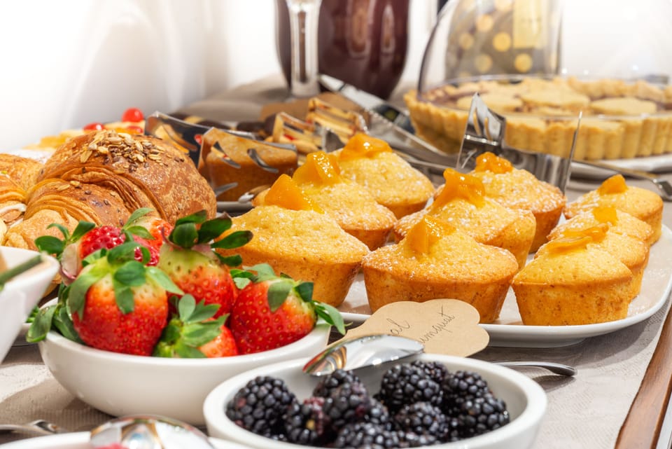 Daily continental breakfast for a fee