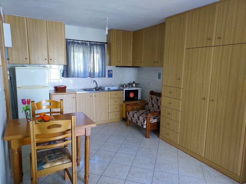 Classic Studio | Iron/ironing board, free WiFi, bed sheets