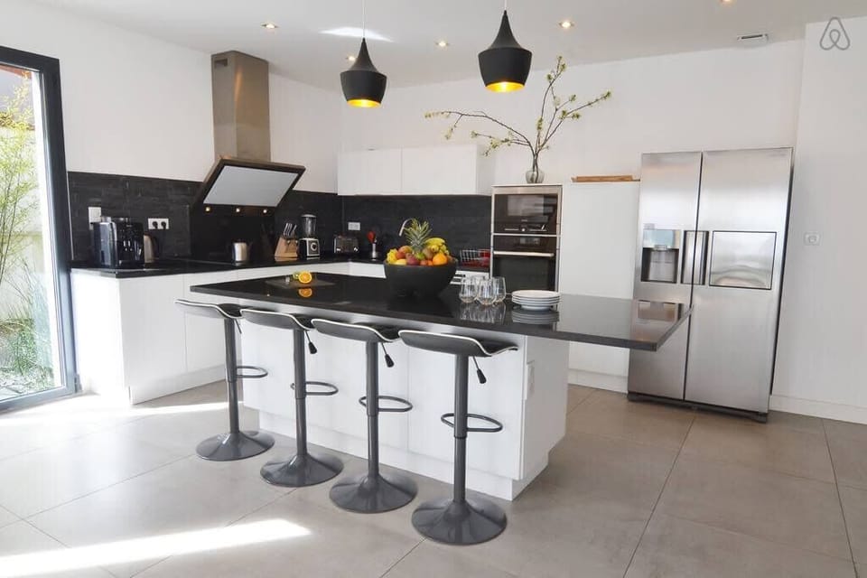 Homies Holidays-Biarritz-luxe-appartement-villa-conciergerie-pays basque