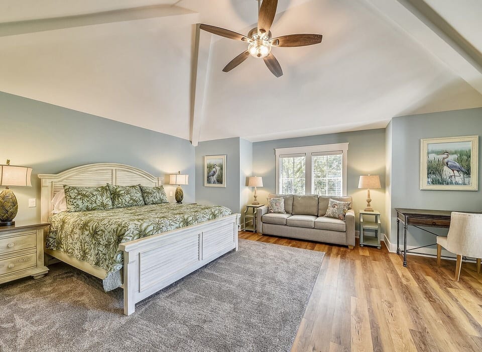Second Floor Master Bedroom with King Bed at 29 Pelican