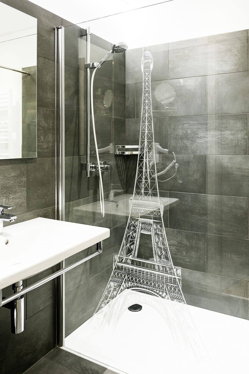 Comfort Double Room Single Use | Bathroom shower