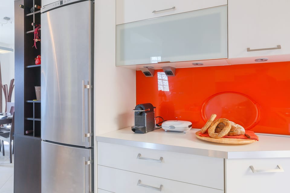 Apartment, 1 Bedroom | Private kitchen | Coffee/tea maker, electric kettle