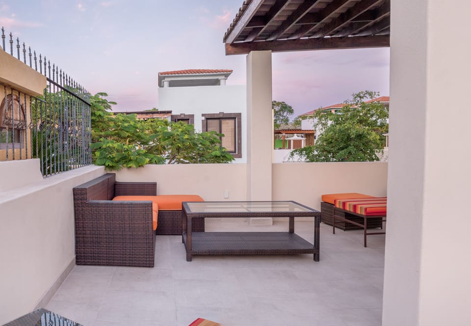 Terrace / Deck Patio with Patio Furniture