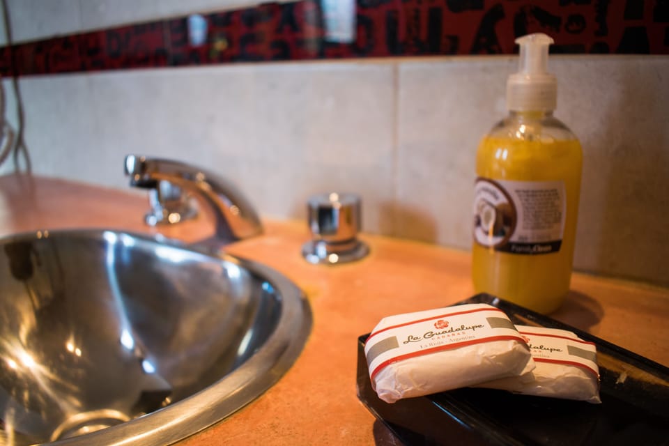 Standard Cabin, 1 Bedroom, Mountain View | Bathroom | Shower, hair dryer, bidet, towels