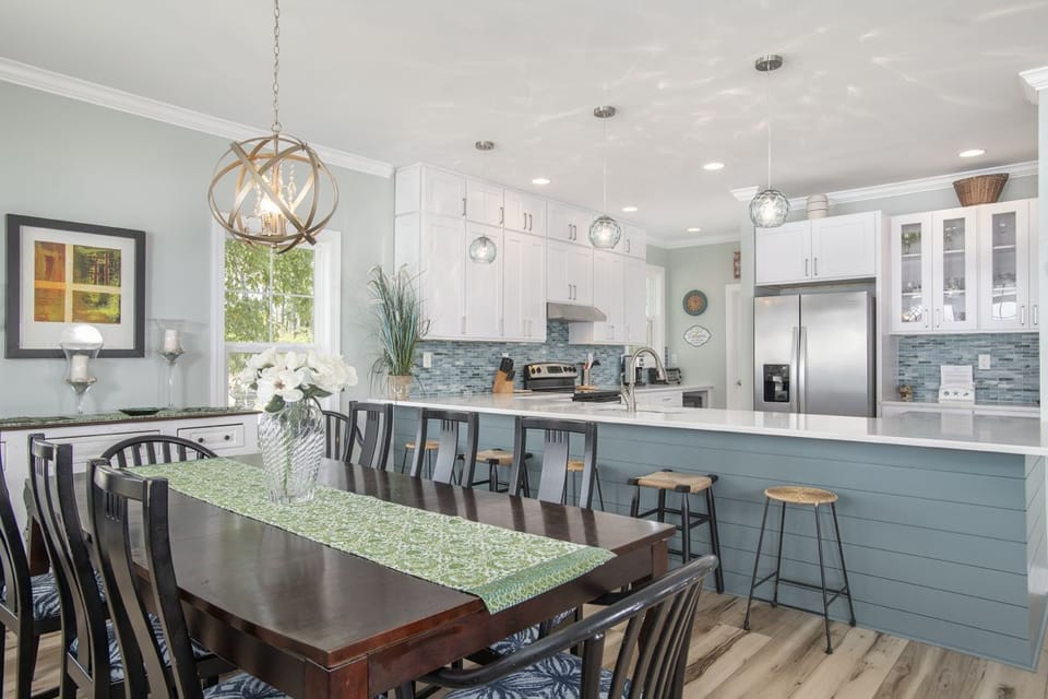 Open Living/Dining 