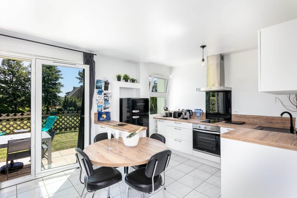 cuisine_vacance_mer_finistere_pas cher_le relecq kerhuon_chien_evea garden_appartement location