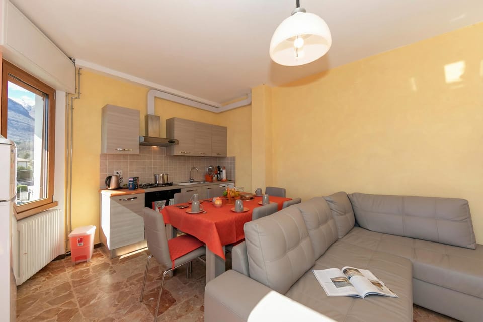 Kitchen and dining area