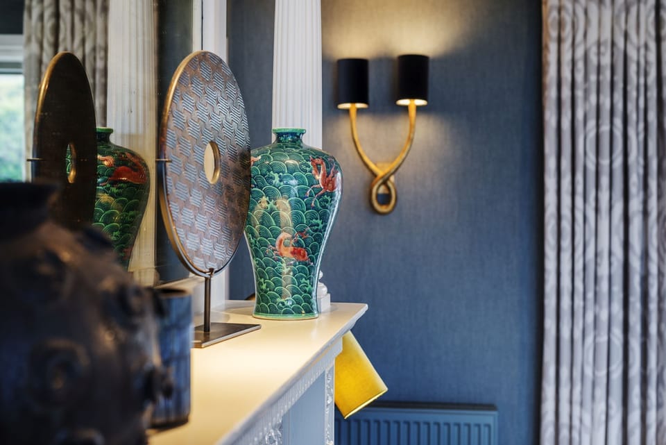 Stylish interior - Beam Ends