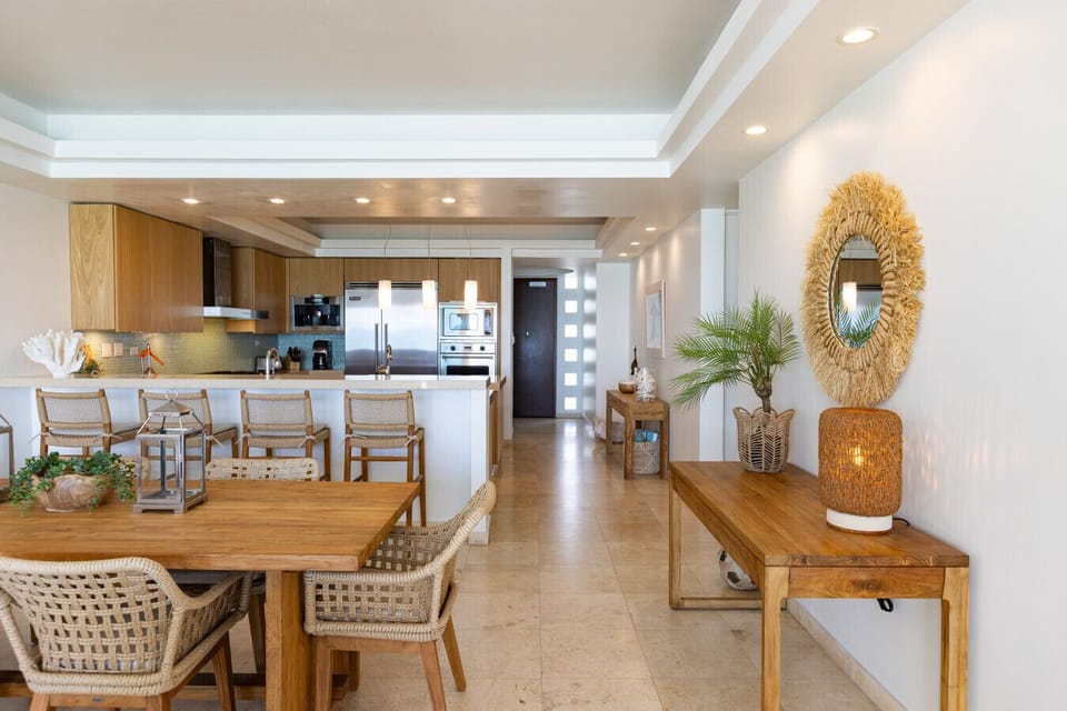 Dining room & Kitchen