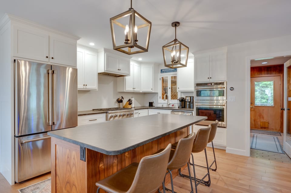 Kitchen | Coffee Maker | Crockpot | Spices | Toaster