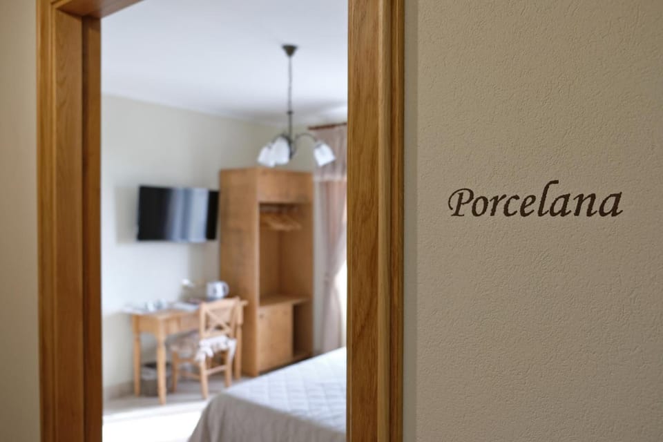 In-room safe, individually decorated, individually furnished, desk