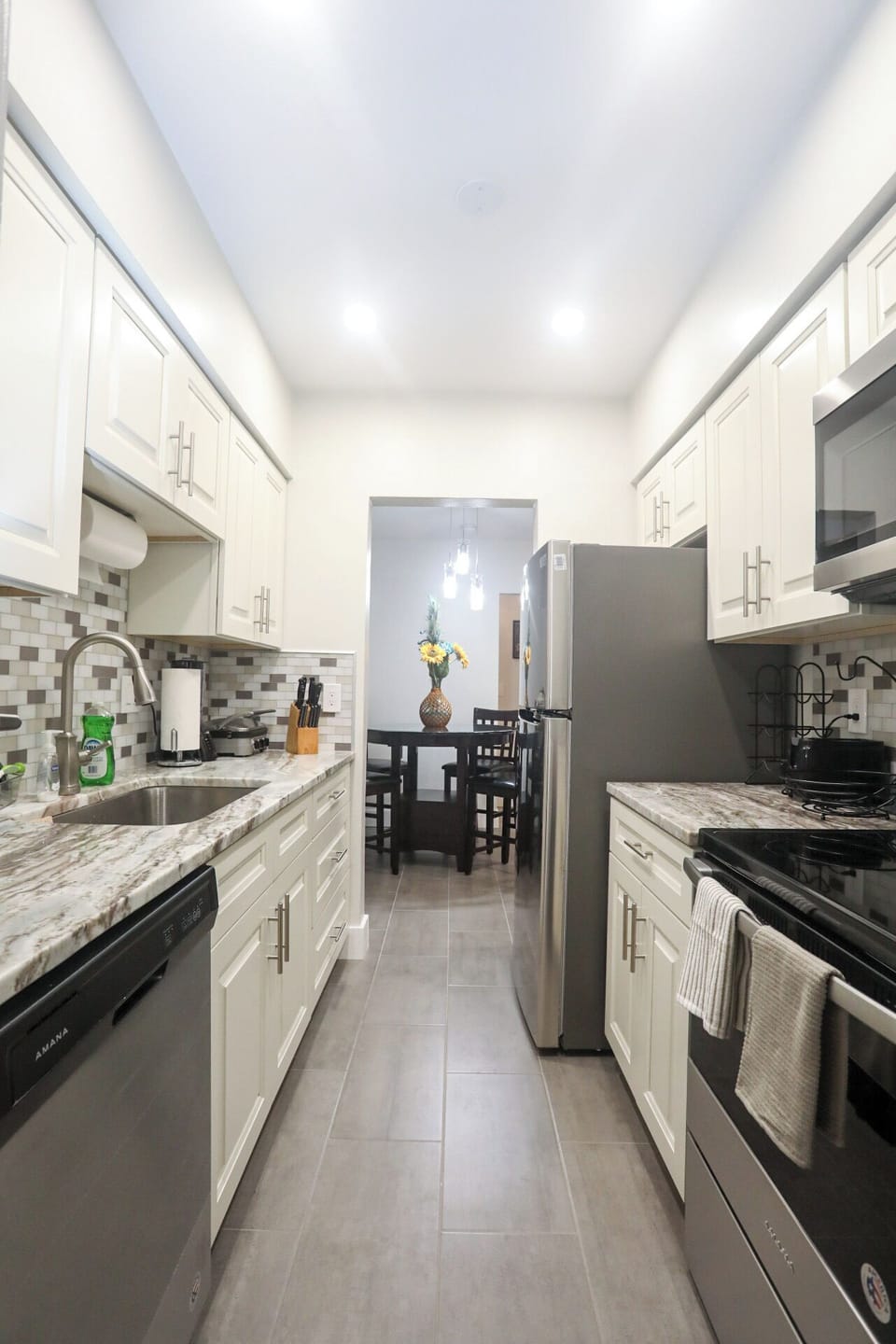 Gallery Kitchen Fully Equipped 