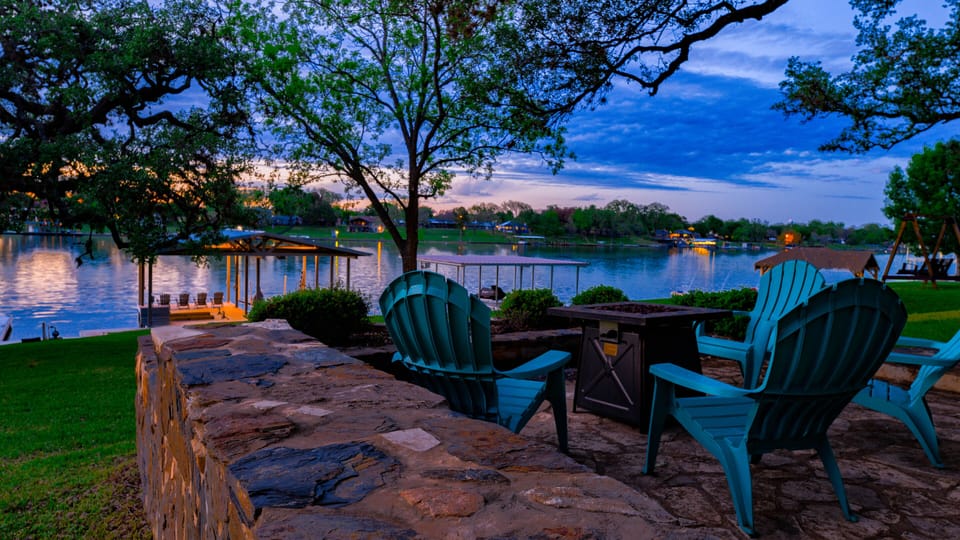 Chairs and a fire pit for S'mores!