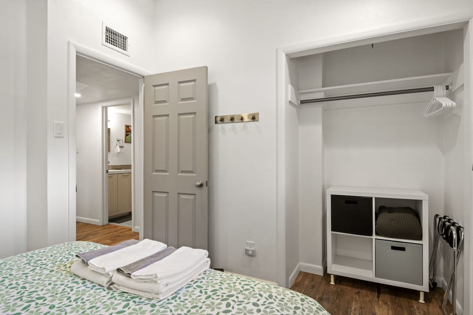 Queen size bed in second bedroom
