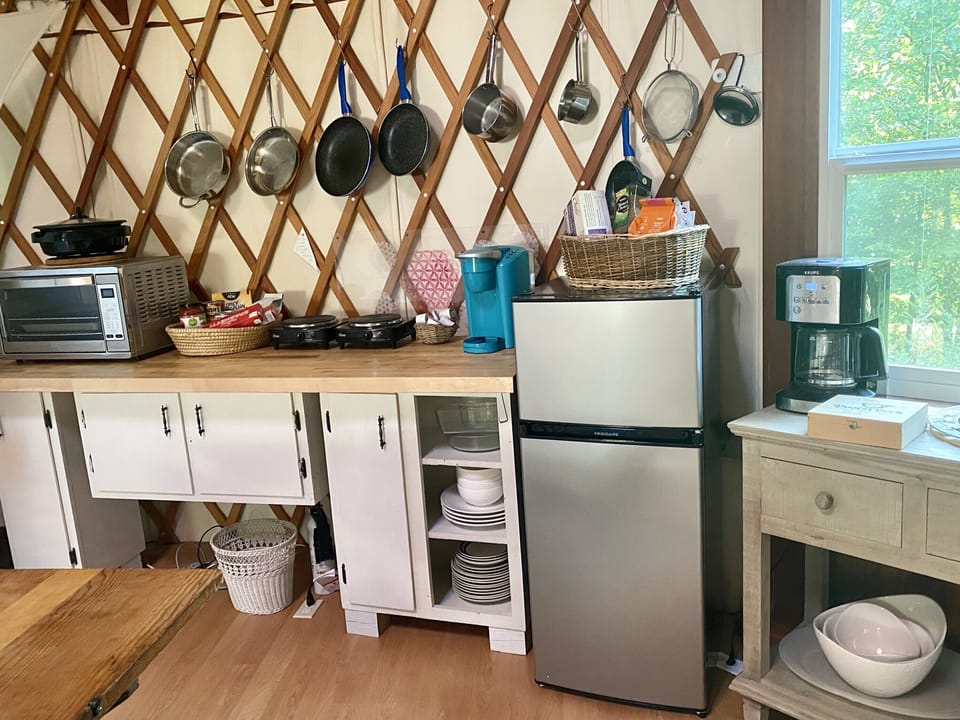 New fridge 4.5, There are two, this one and  one very small one under counter 