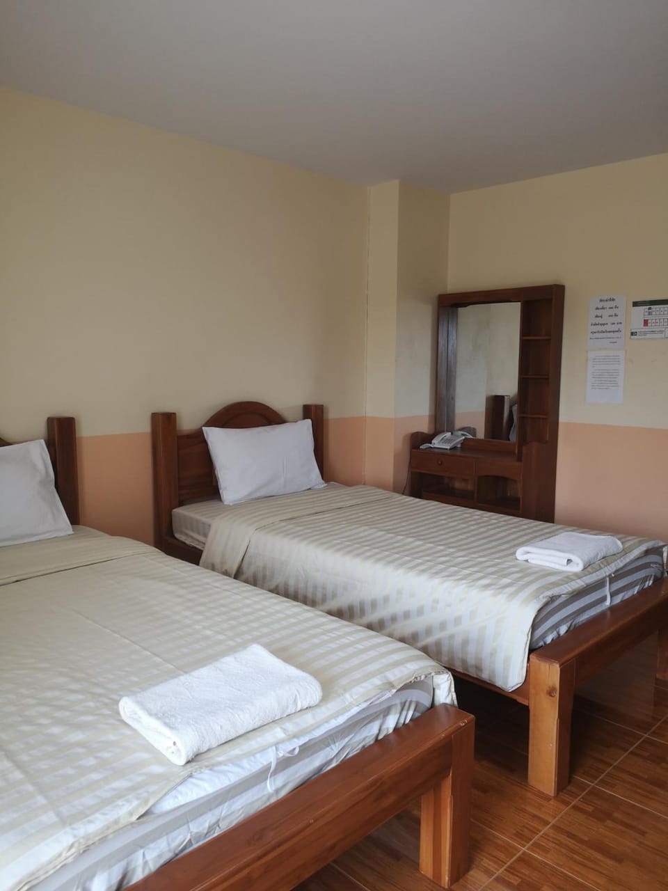 Desk, free WiFi, bed sheets