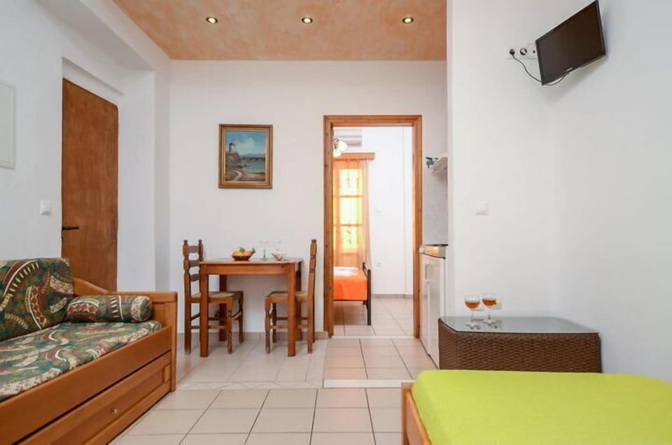 In-room safe, blackout drapes, soundproofing, iron/ironing board