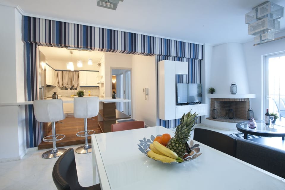 Apartment, 2 Bedrooms | Living area | Smart TV, fireplace
