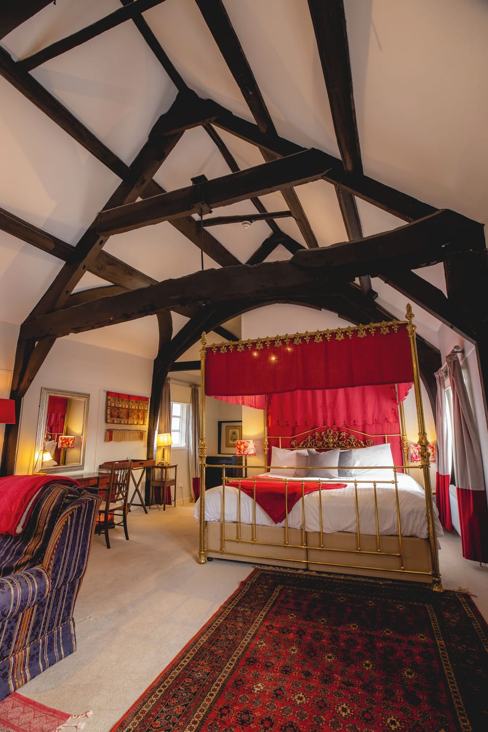 Suite | Egyptian cotton sheets, premium bedding, Tempur-Pedic beds