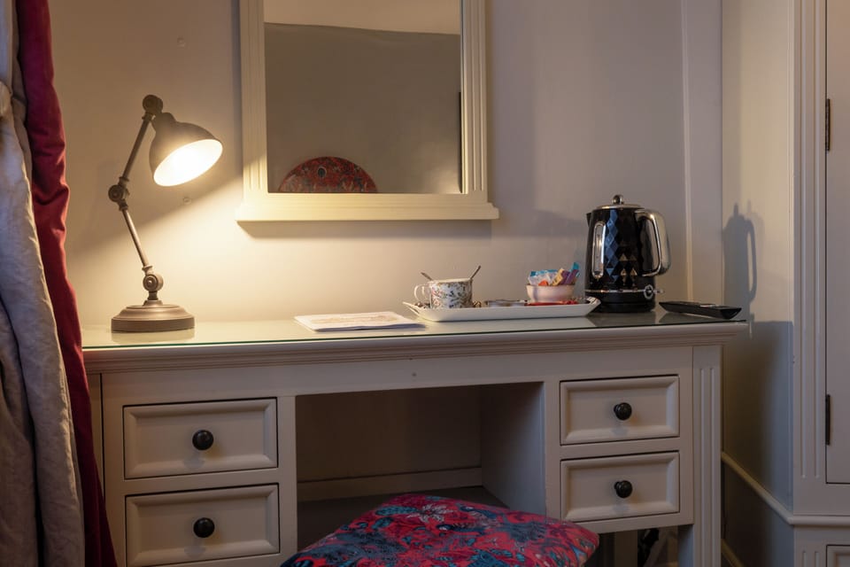 Egyptian cotton sheets, premium bedding, Tempur-Pedic beds