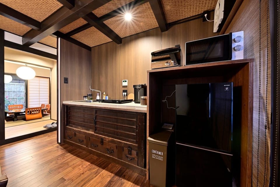 Kitchen counter