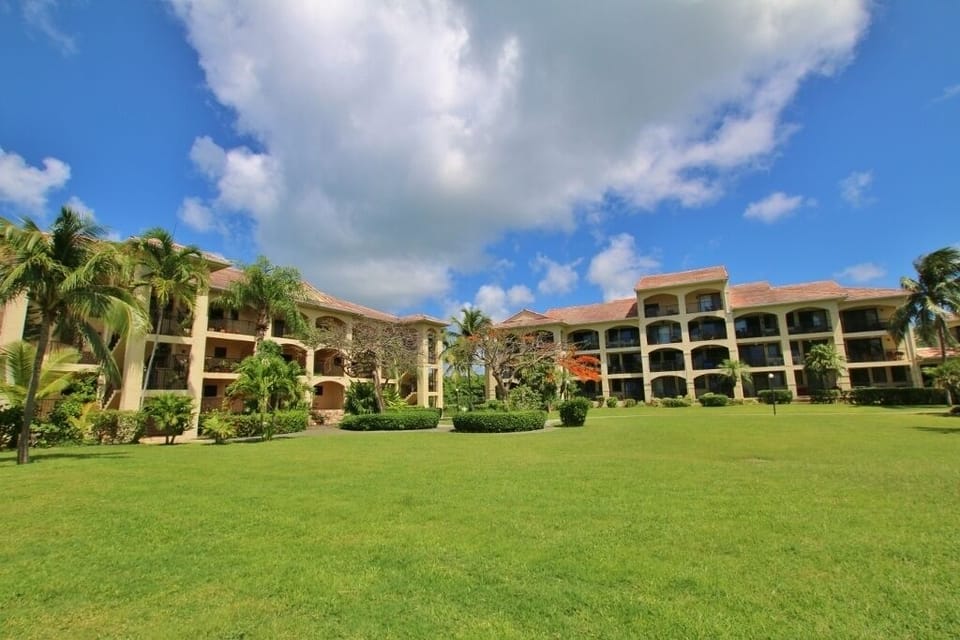 Pelican Cove Complex