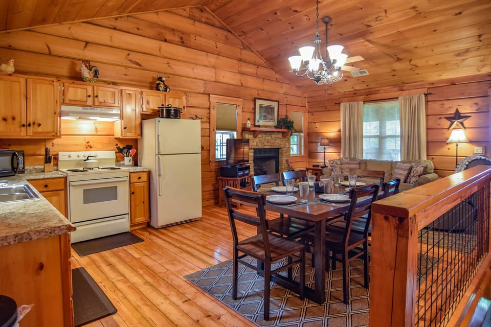 Open concept area - Kitchen, Dining area, living room.  Great layout.