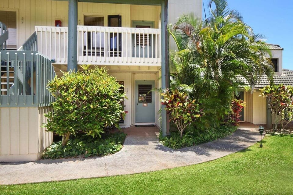 Ground Floor Entrance - Manualoha 1003