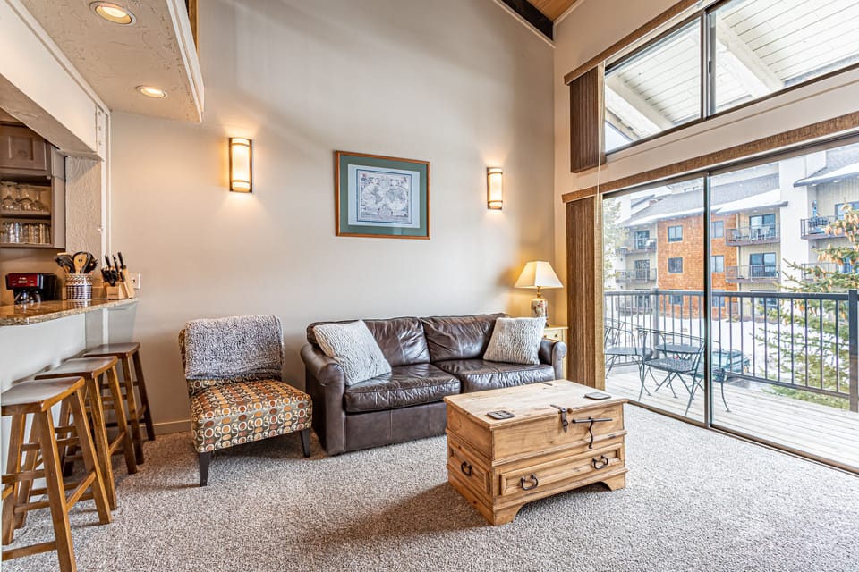 Living Room-3