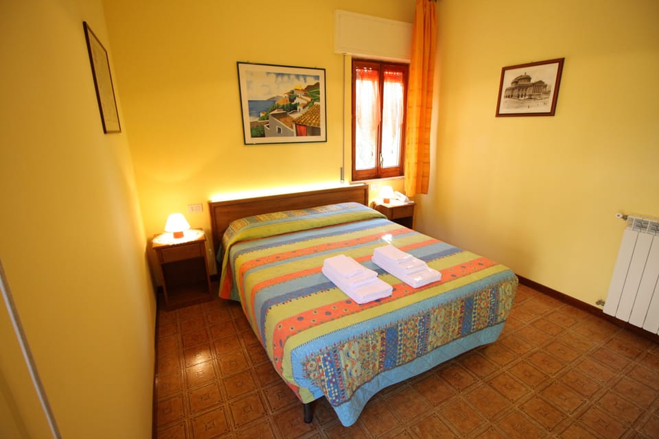 Double or Twin Room, Terrace | Individually decorated, individually furnished, desk, blackout drapes