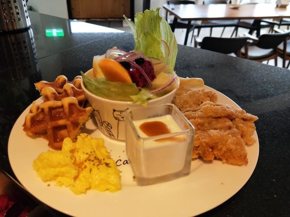 Free daily local cuisine breakfast