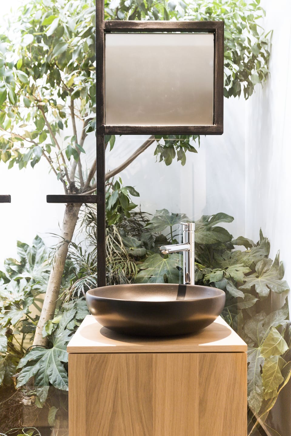 Deluxe Suite, Private Pool, Sea View | Bathroom sink