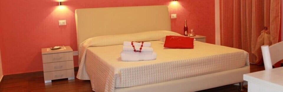 Double Room, 1 Queen Bed | Minibar, desk, soundproofing, rollaway beds