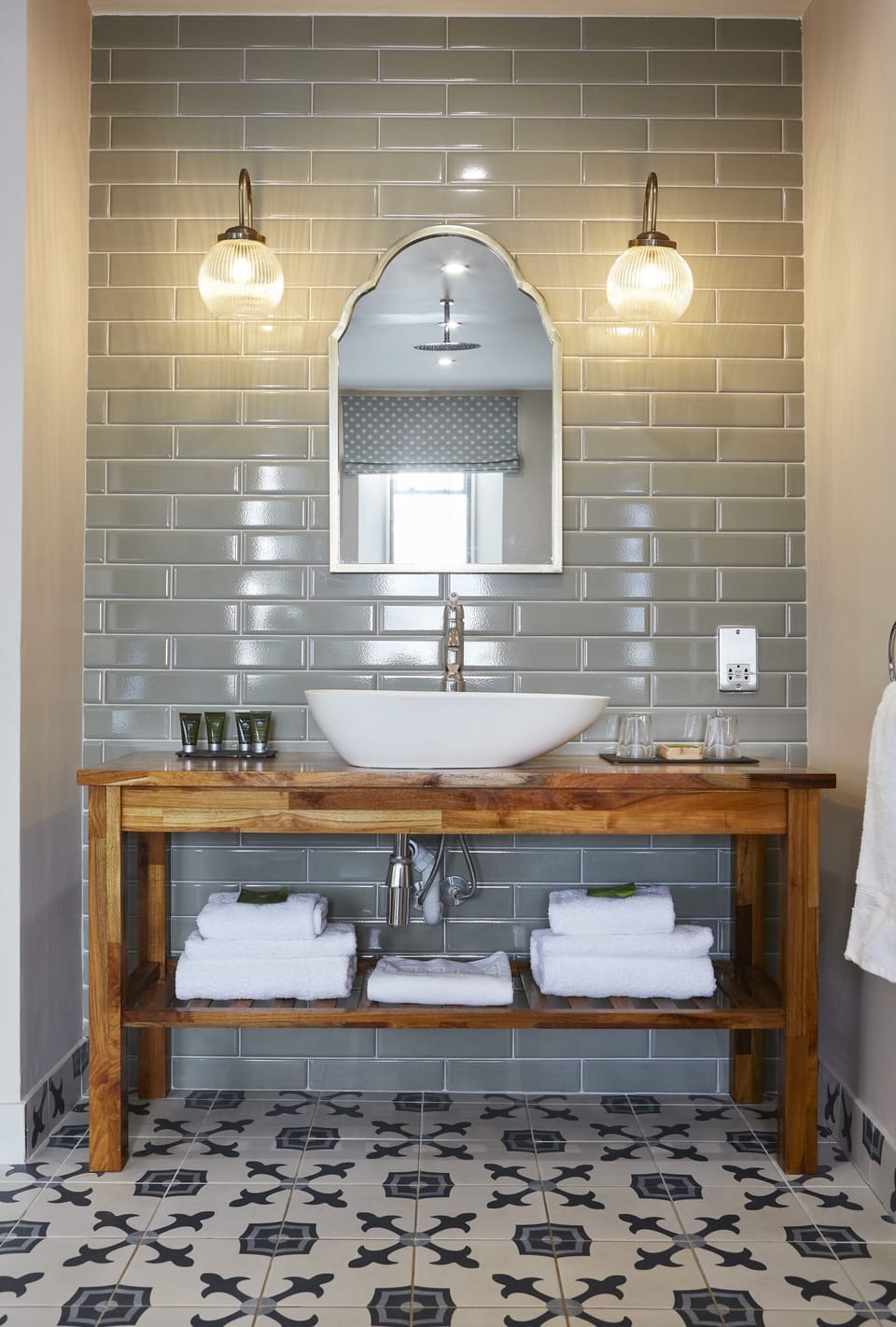 Superior Suite, Ensuite, River View (Room 9) | Bathroom