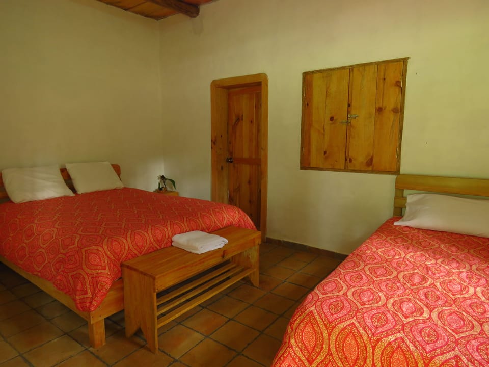 Traditional Triple Room, Multiple Beds