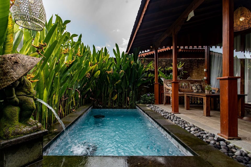 Private pool