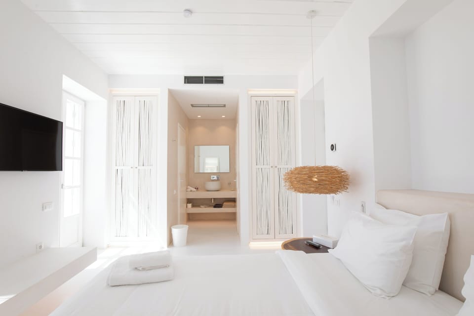 Premium Myconian Suite with Private Pool & Sea View | Premium bedding, down comforters, minibar, soundproofing