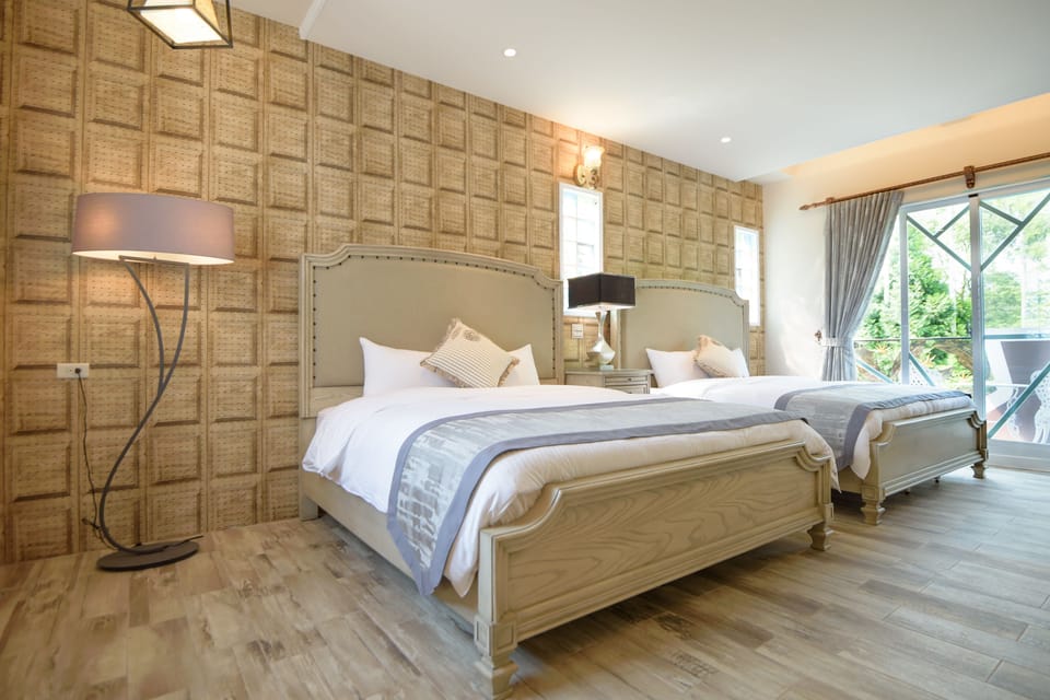 Elite Quadruple Room, Garden View | Desk, soundproofing, free WiFi, bed sheets