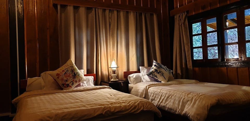 Standard Room with Hill View | Blackout drapes