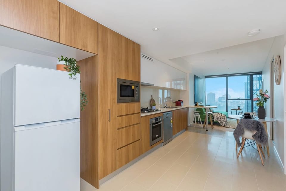 City Apartment (2 Bedrooms) | Private kitchen | Oven