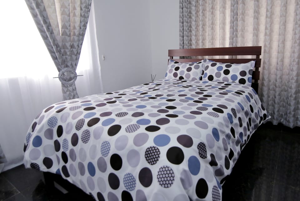 Executive Double or Twin Room | 2 bedrooms, in-room safe, desk, blackout drapes
