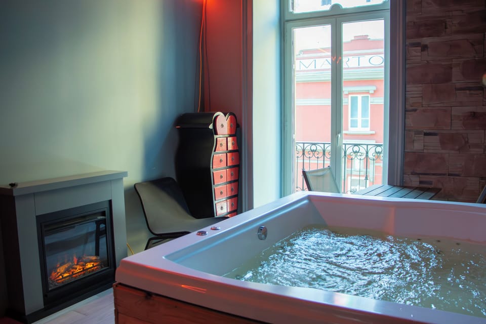 Premier Room, 1 Queen Bed, Sauna, Courtyard View | View from room