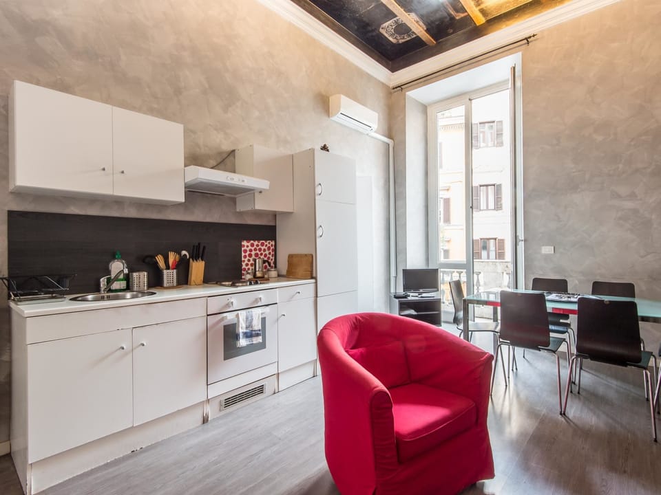 Apartment (1 Bedroom) | Living area | TV