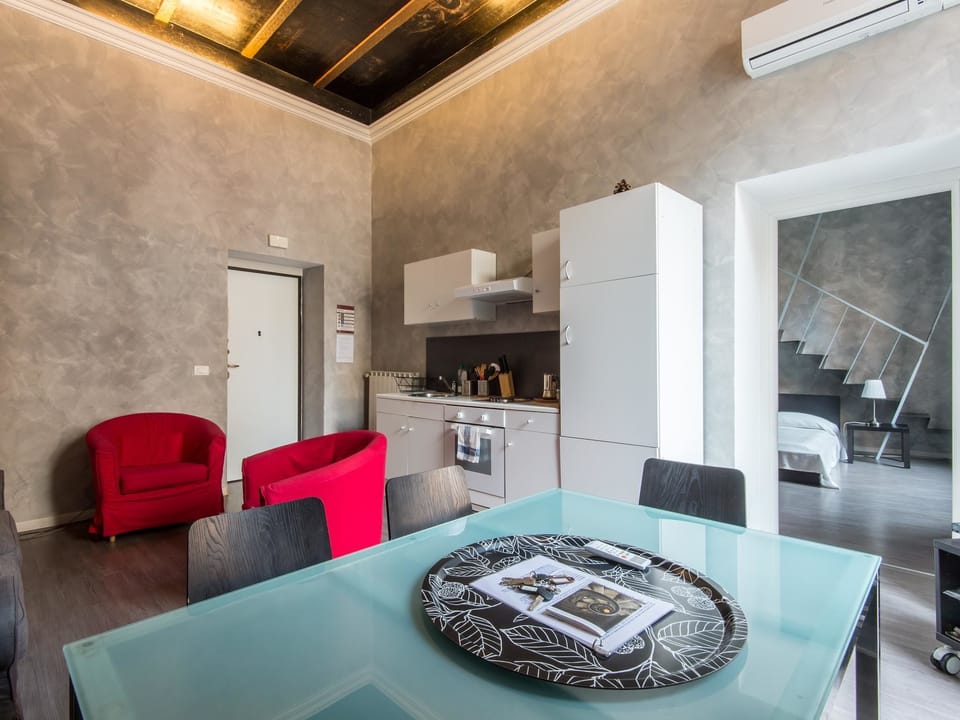 Apartment (1 Bedroom) | Living area | TV