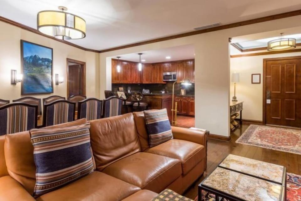 Condo (Aspen_Ritz_Carlton_3bed_04) | Exterior