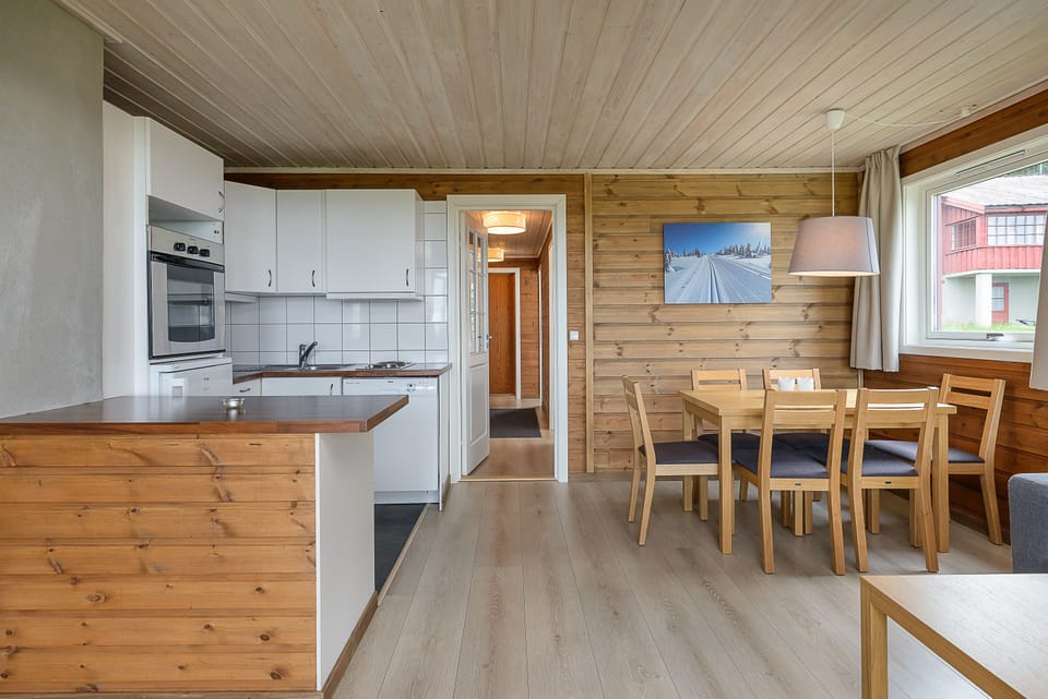 Family Apartment, 2 Bedrooms, Kitchen | Private kitchen | Electric kettle