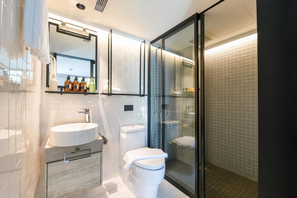 Shower, rainfall showerhead, eco-friendly toiletries, hair dryer