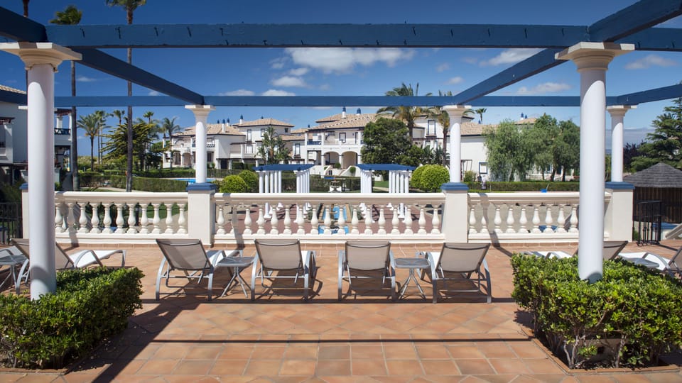 Sundeck